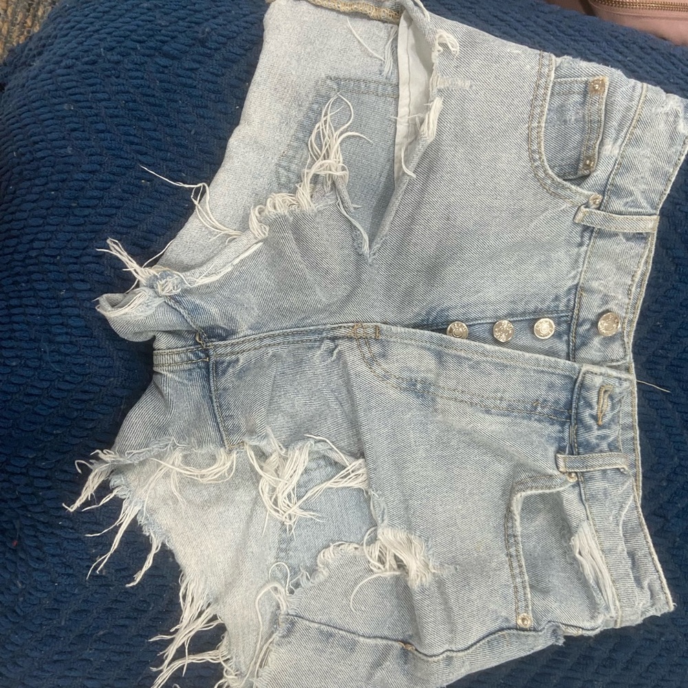 adika high waisted shorts